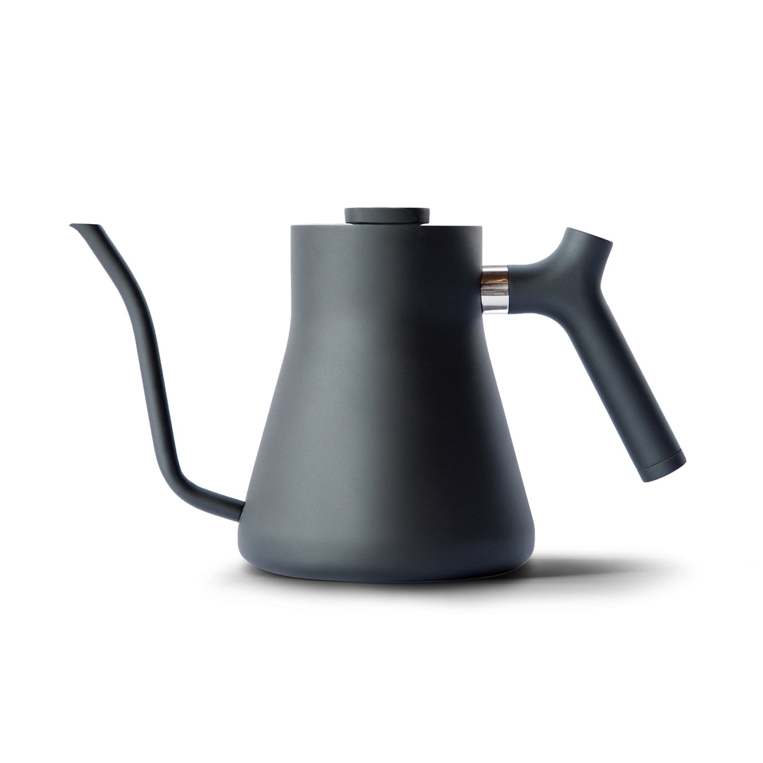 https://www.ptscoffee.com/cdn/shop/products/SHOPIFYProduct_0002_StaggPourOverKettle_MatteBlack_1100x.jpg?v=1701456694